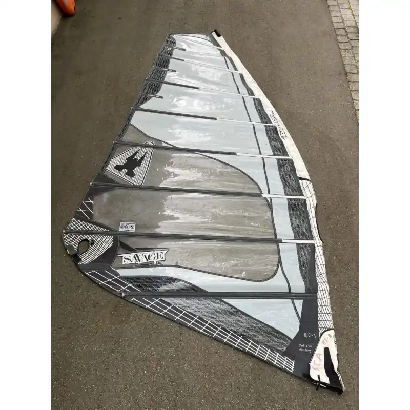 Billig Segel Gaastra Savage 8,2 m² (GEBRAUCHT)