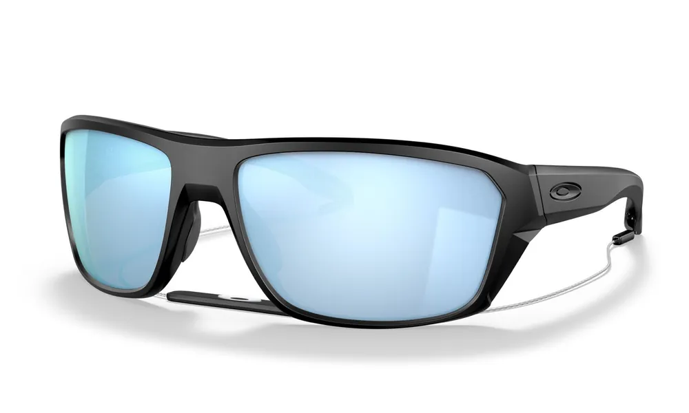 Saisonangebot Oakley Split Shot Solbriller – Prizm Deep Water polarisierte Gläser – schwarzer Rahmen · Surf und Ski // Surfline