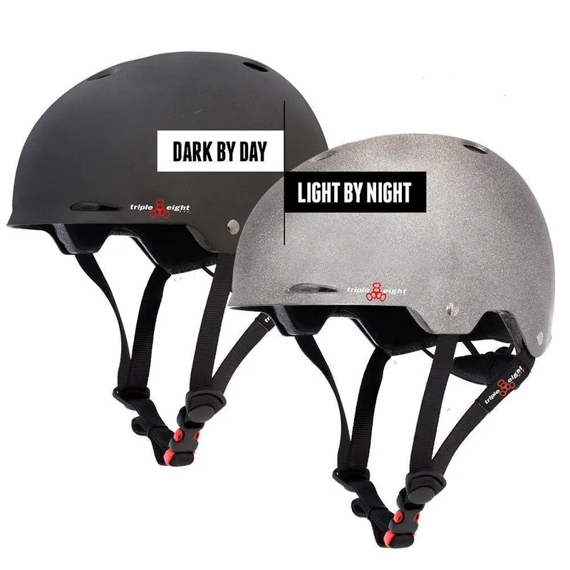 Highlight Triple 8 Gotham verstellbarer Skatehelm Darklight