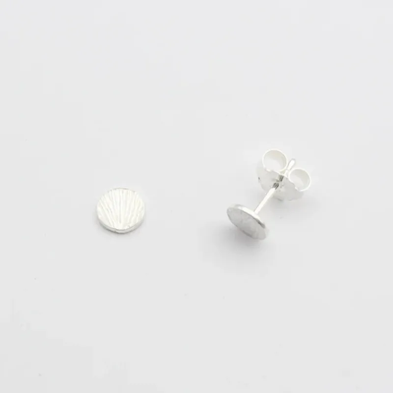 Geprüft Jewelberry Stecker Tiny Shell Silber
